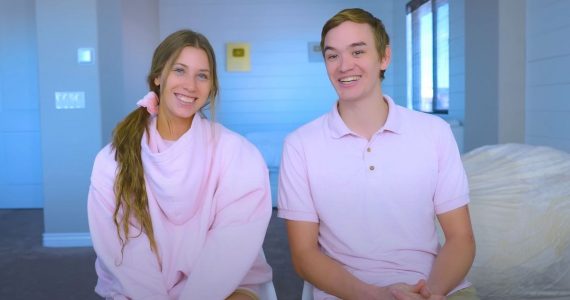 Pink Shirt Couple break up